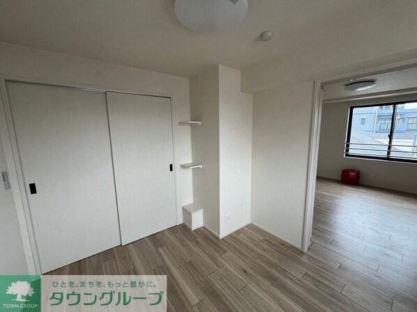 グローリオシェルト志村坂上の物件内観写真